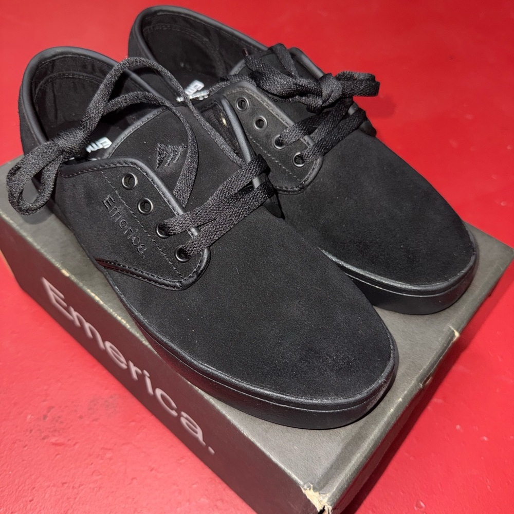 Emerica Skate shoes